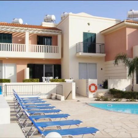 2 Bedroom Townhouse Lower Peyia Paphos Cyprus エクステリア 写真