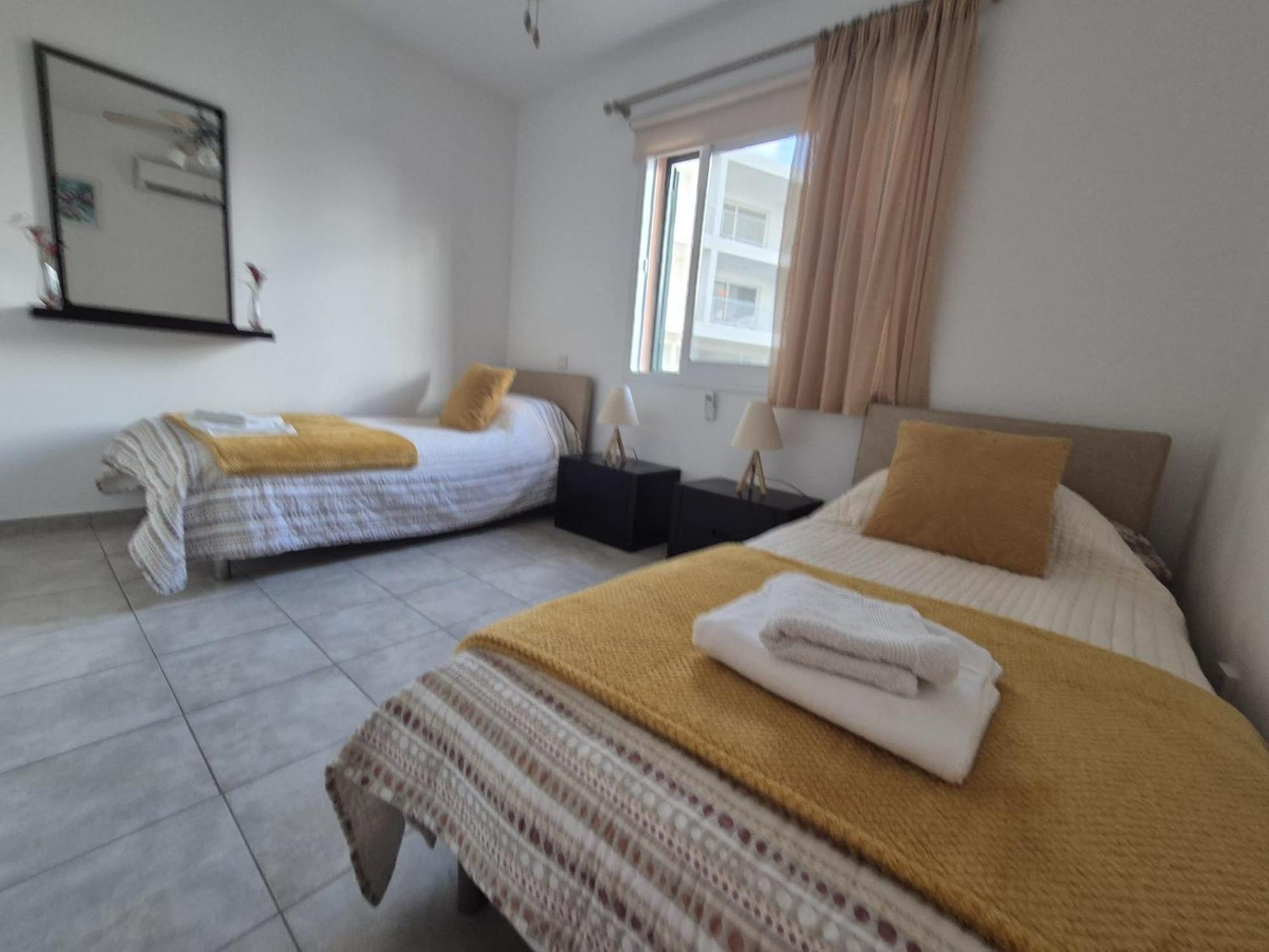 2 Bedroom Townhouse Lower Peyia Paphos Cyprus エクステリア 写真