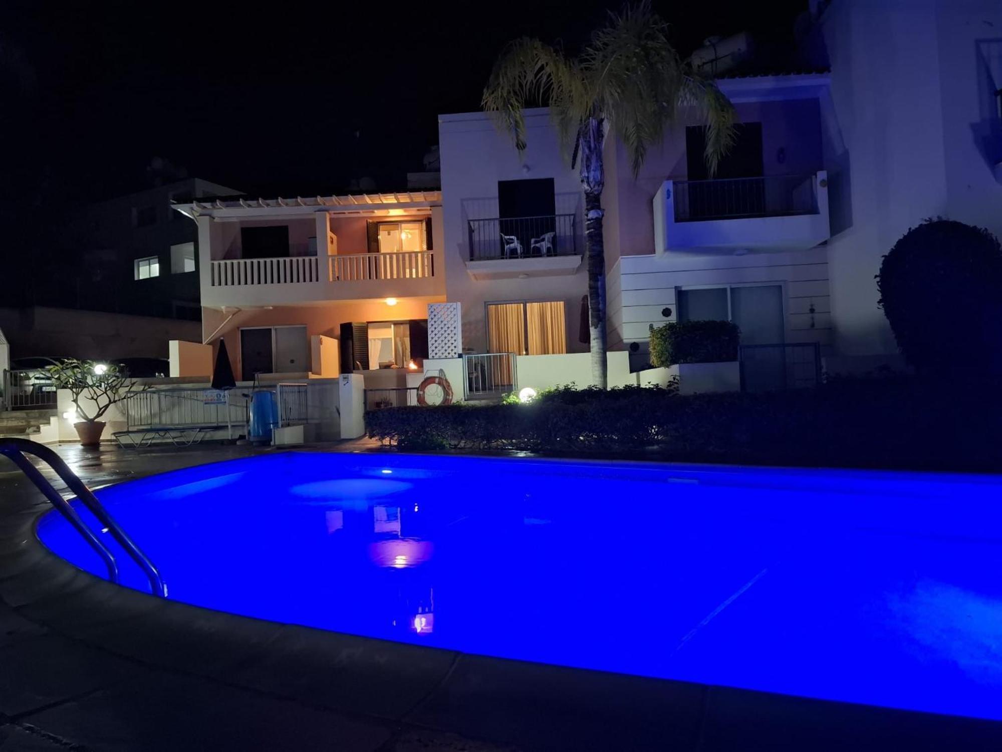 2 Bedroom Townhouse Lower Peyia Paphos Cyprus エクステリア 写真